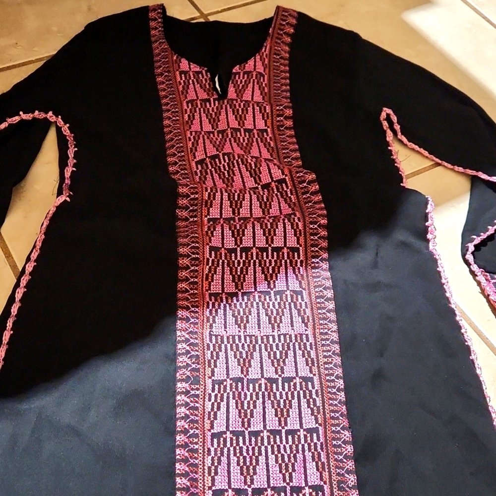 Little girls dishdasha